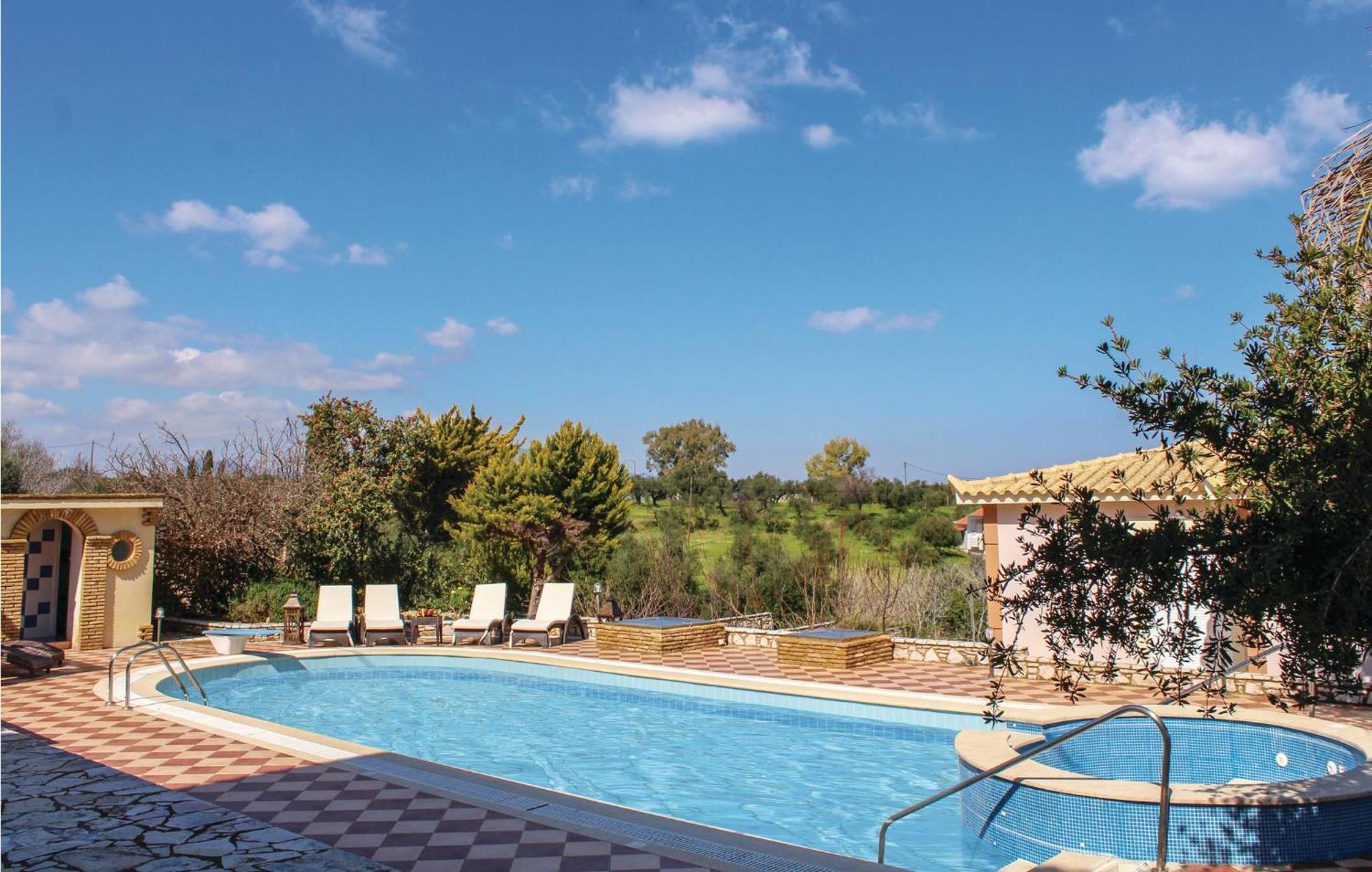Amazing Home In Koroni With Wifi Exterior foto